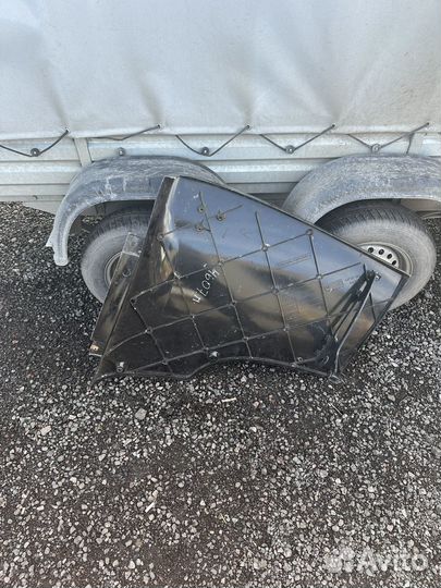 Спойлер кабины боковой правый Scania 1847084