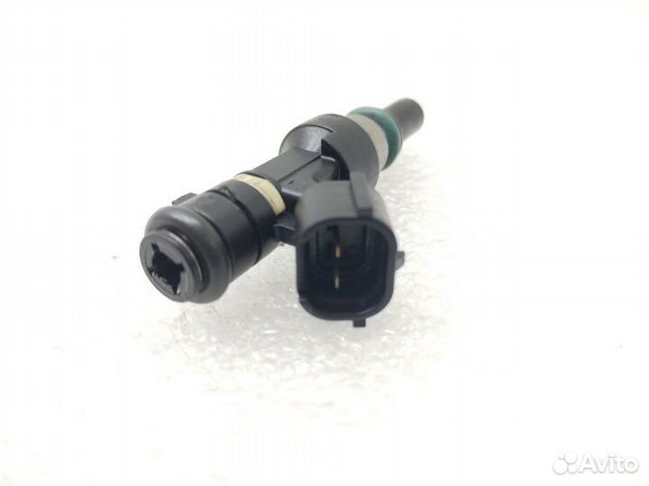 Форсунка топливная Nissan Note E12 1.2 hrde 2014