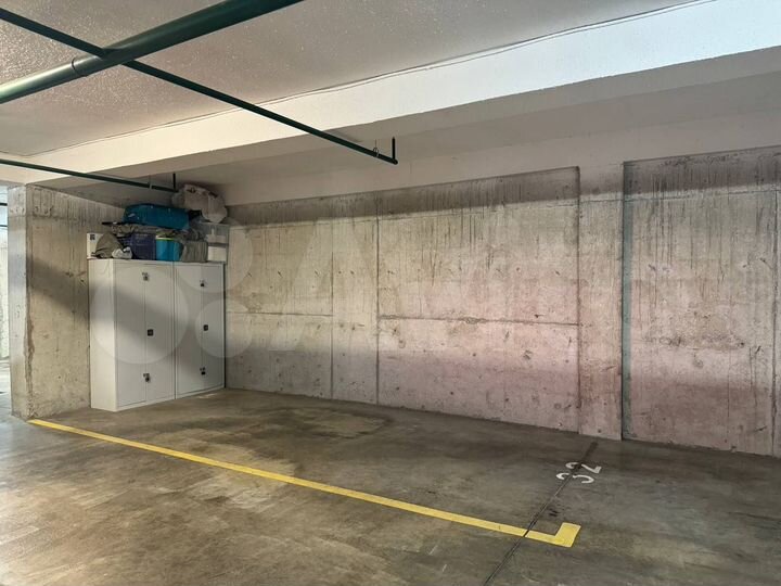 Машиноместо, 18 м²