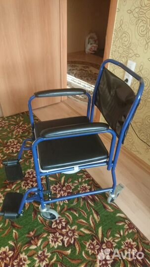 Кресло-каталка с санитарным оснащением Армед H 009