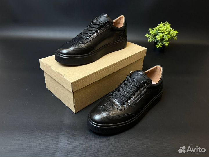 Кроссовки Armani