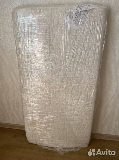 Детская кроватка IKEA Hensvik, матрас, бортики