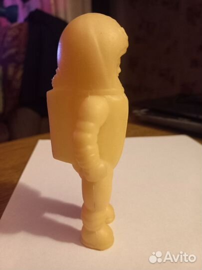 Игрушка космонавт СССР