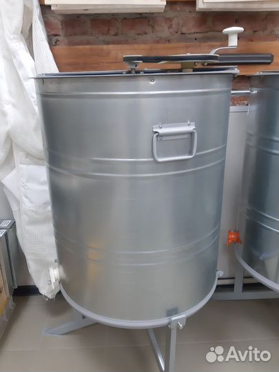 Медогонка 4-х рамочная оборотная