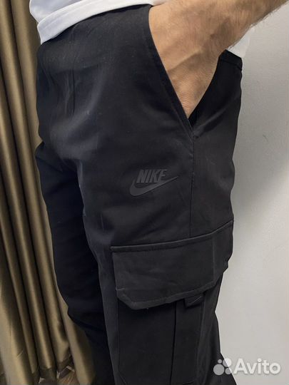 Джоггеры Nike