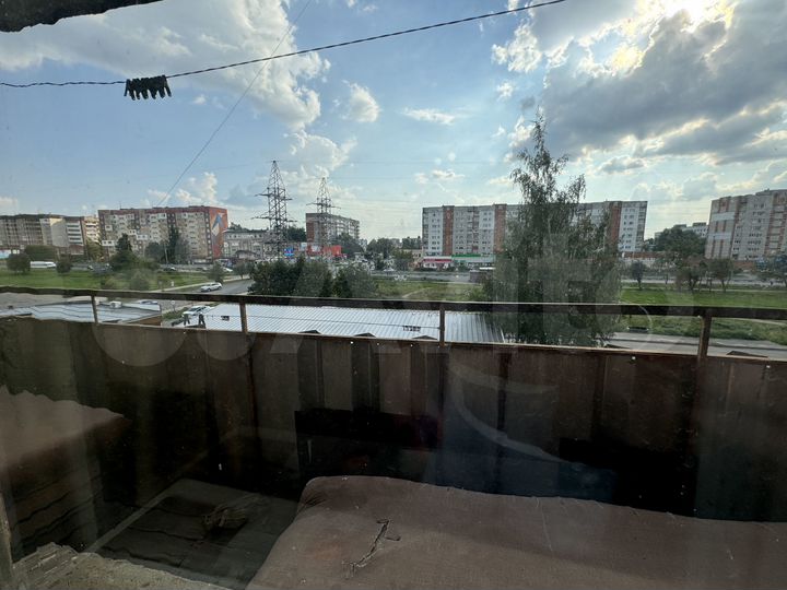 2-к. квартира, 49 м², 4/9 эт.