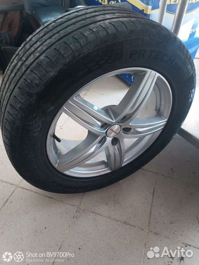 Продам диски с резиной 18