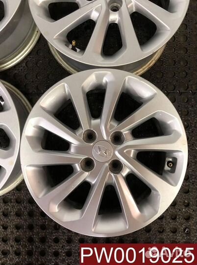 Диски R15 Hyundai Б/у оригинал