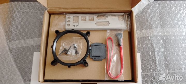 Материнская плата ASRock B75 LGA1155 i3 (3.300ghz)