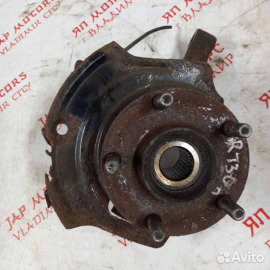 Кулак поворотный передний правый Nissan X Trail