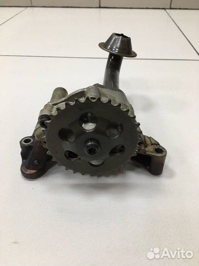 Насос масляный Skoda Octavia