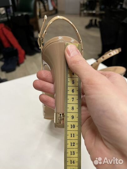 Босоножки новые Fabiani 38 Италия