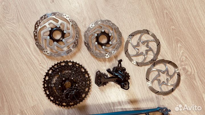 Запчасти на велосипед (Pride Rocx Tour) дербан