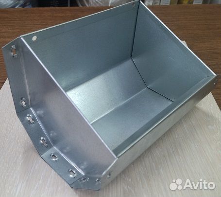 Кормушки навесные для кроликов, кур, цыплят, утят