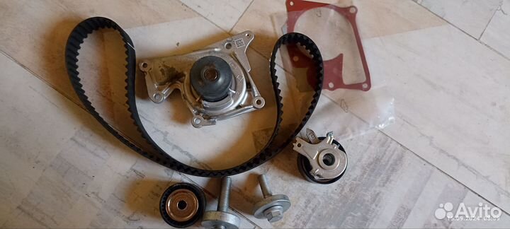 Комплект грм на рено 1.5 DCI оригинальный