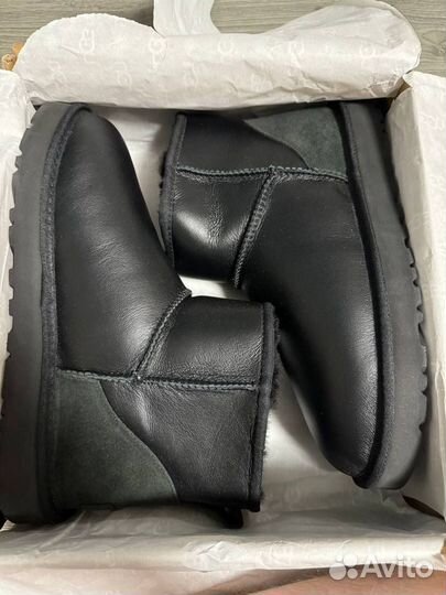 Угги UGG Mens Classic Mini Metallic II Black 43,45