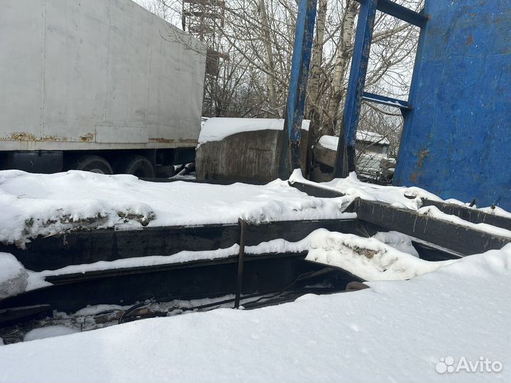 Камаз. лесовозная площадка (сервант )