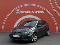 Hyundai Solaris 1.6 AT, 2013, 66 800 км, с пробегом, цена 1 150 000 руб.