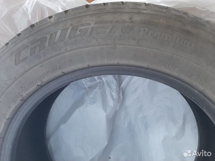 Kumho Crugen Premium KL33 235/60 R18