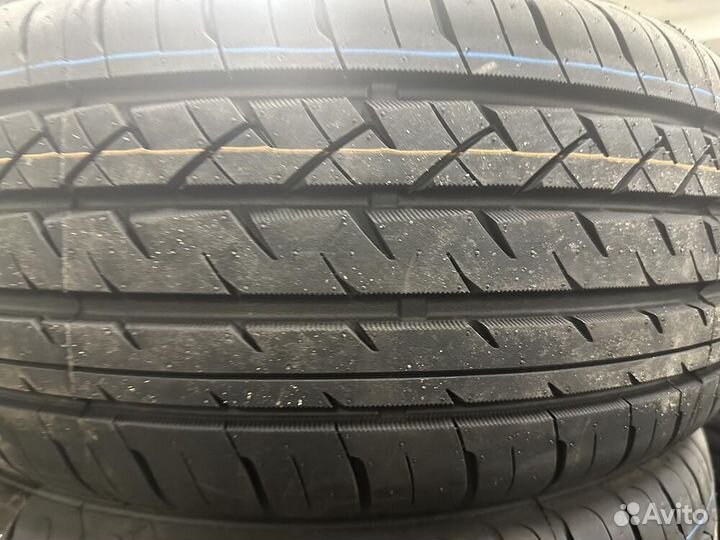 Sonix Prime UHP 08 195/45 R16 84V