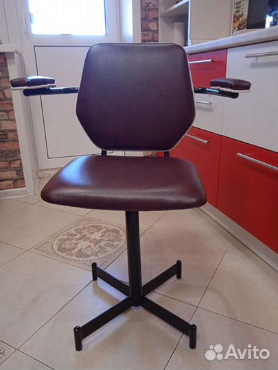 Кресло детское винтовое. Эпоха СССР