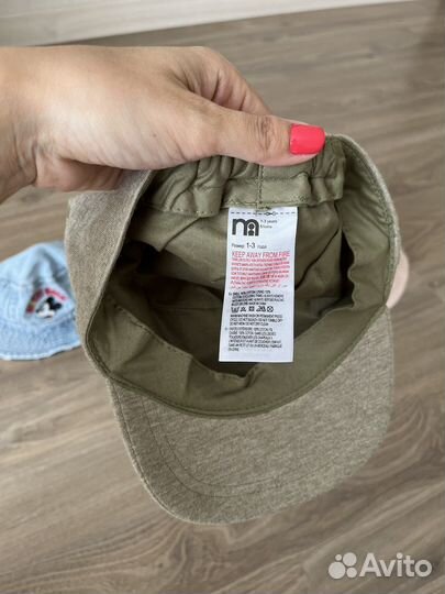 Панамы и кепка