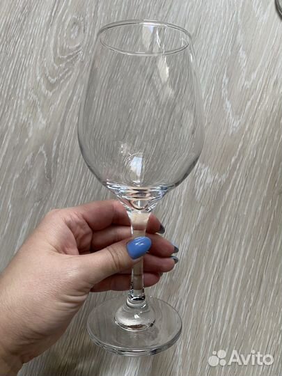 Набор бокалов для вина