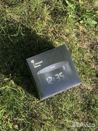 Яндекс станция Алиса мини 2 с часами