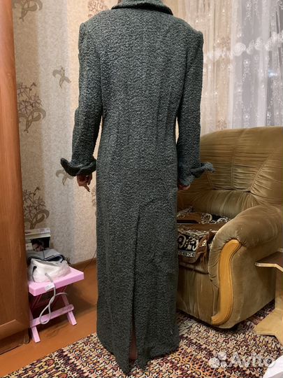 Демисезонное пальто
