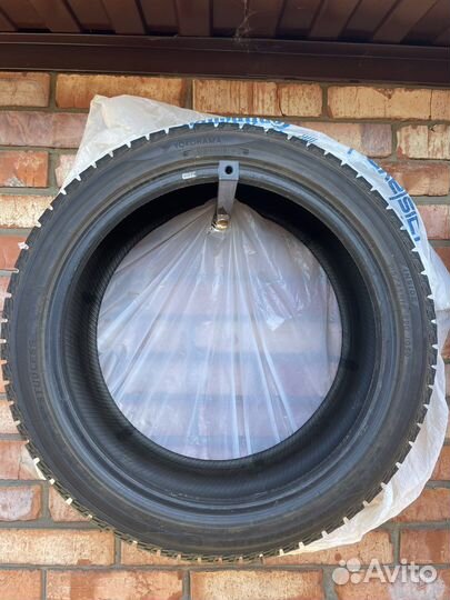 Yokohama Ice Guard IG50 215/45 R18 89