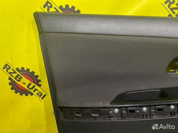 Обшивка двери передняя левая Kia Ceed Jd хэтчбек