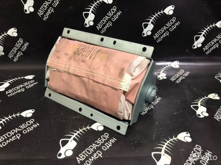 Подушка безопасности пассажирская передняя Volvo