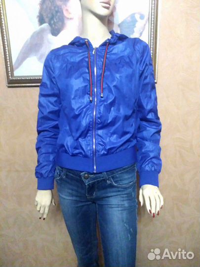 Ветровка V&E