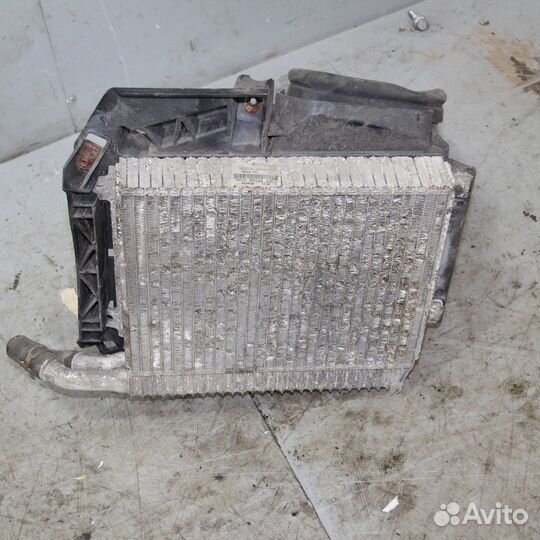 Радиатор дополнительный правый jaguar XF 2007-2010