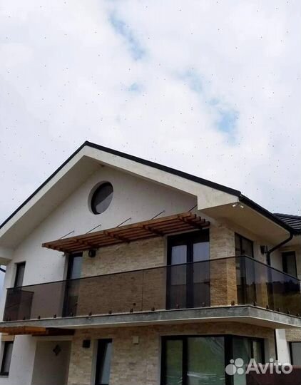 Стеклянные перила для лестниц