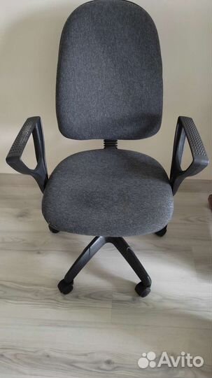 Компьютерное кресло