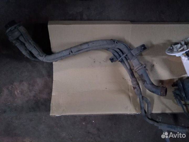 Горловина топливная Хендай Солярис Элантра Киа Рио