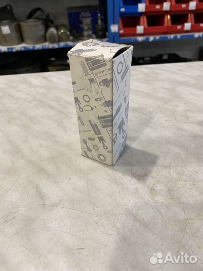 Натяжитель цепи грм 1110500311 Ssang Yong