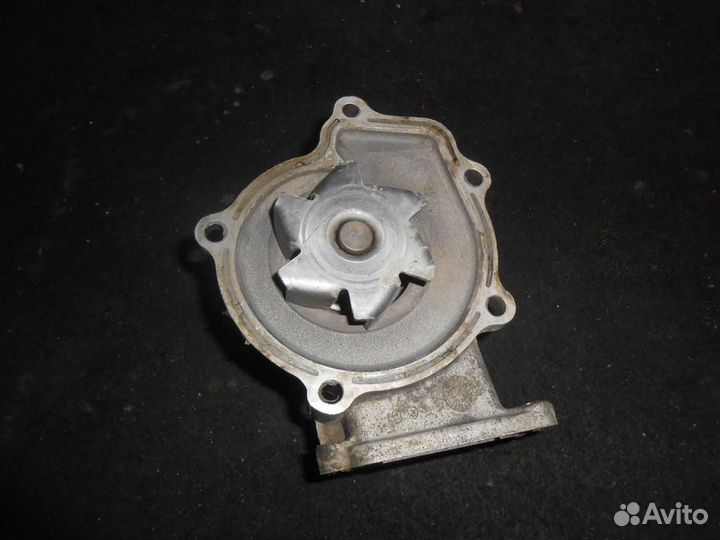 Насос водяной (помпа) Nissan Pulsar FN15(95-00)