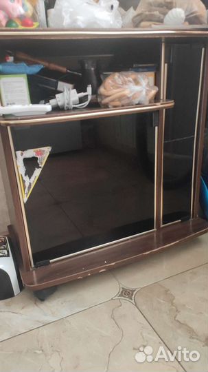Тумбочка под телевизор