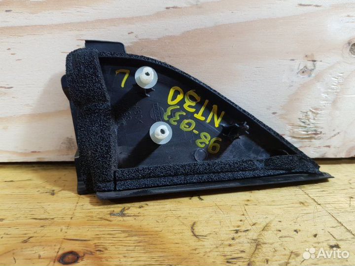 Накладка лев. nissan X-trail