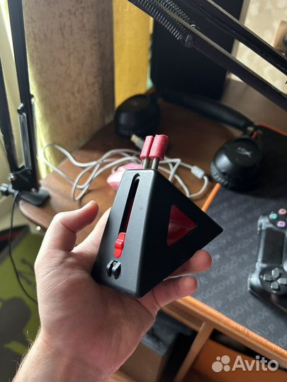 Держатель для провода мыши