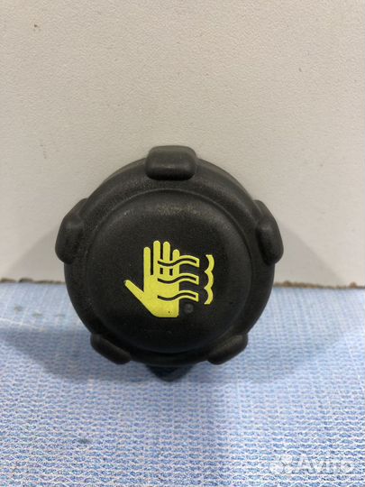 Крышка расширительного бачка Renault logan stepway