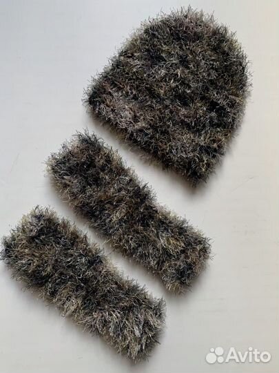 Вязаная шапочка И перчатки без пальцев