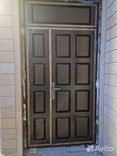 Дверь входная металлическая новая