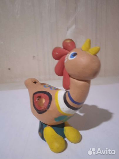 Глиняная свистулька петушок
