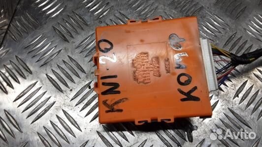 Блок комфорта toyota prius XW20 (KNI20M302)