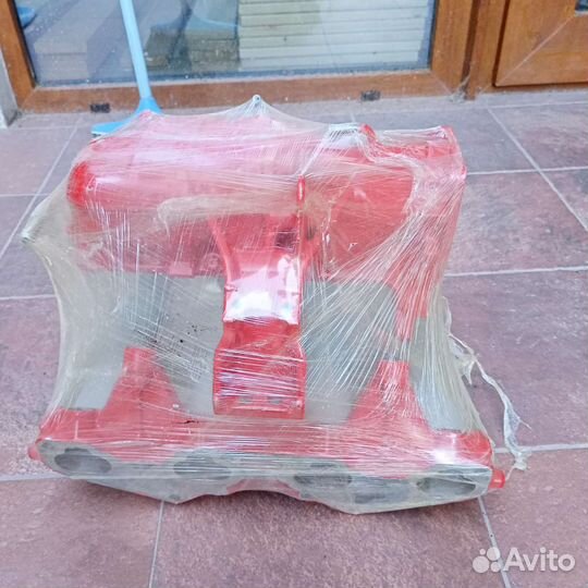 Впускной коллектор Альмера