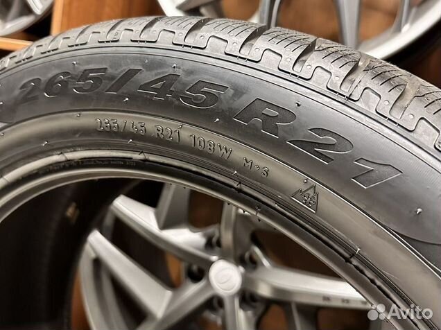 Pirelli Scorpion Winter 265/45 R21