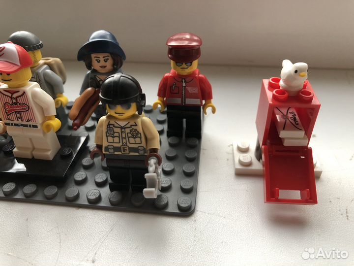 Lego minifigures